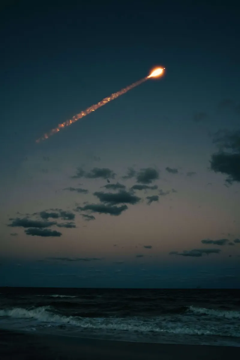 Rocket-ship-blastinginto-space
